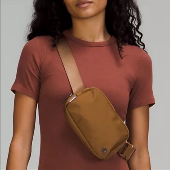 lululemon athletica Handbags - Lululemon Everywhere Belt Bag Burnt Caramel Brown!NWT